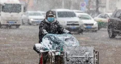 2025年元旦去哈尔滨冷不冷？冰雪大世界门票怎么预约