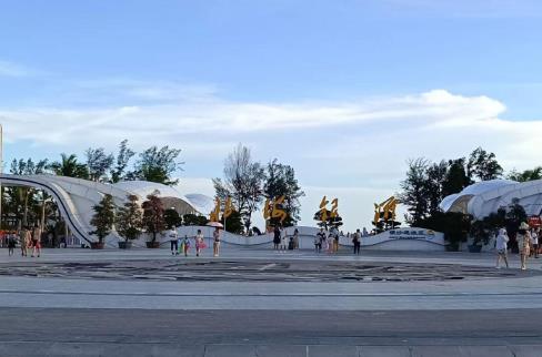 2025年12月北海冷吗？冬季旅游穿衣指南