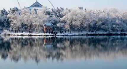 2025年春节去北京冷不冷?春节北京旅游穿什么