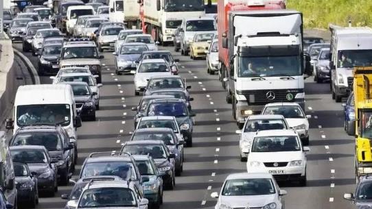 2025年元旦高速堵车严重吗?如何避堵出行