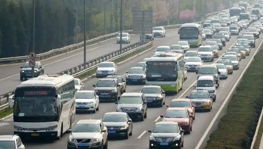 2025年元旦高速堵车严重吗?如何避堵出行