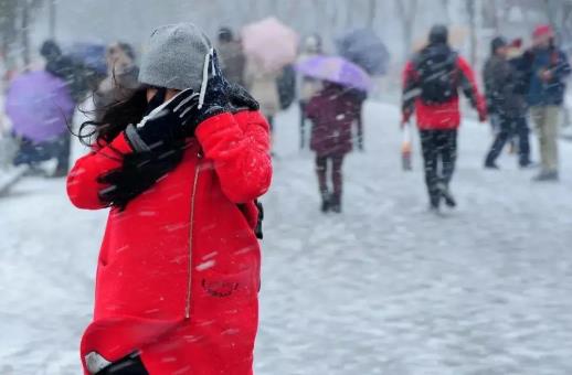 气候变暖为何寒潮更多？今冬极端天气频发原因