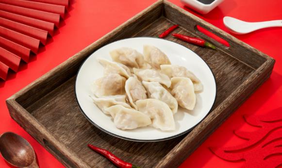 冬至吃饺子还是前一天吃饺子？南方人吃汤圆吗