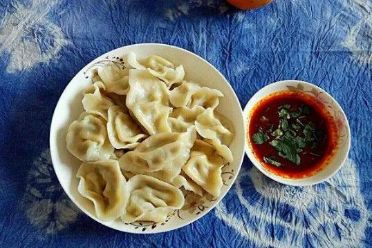 冬至饺子要一次性吃完吗?隔夜怎么加热不破皮