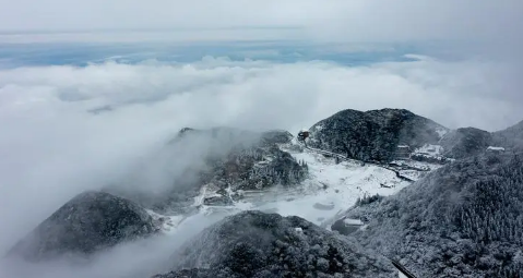 2025年11月为何高温?暖冬现象会持续吗