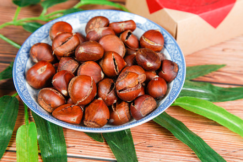 板栗凉的好吃还是热的好吃？哪种吃法更健康