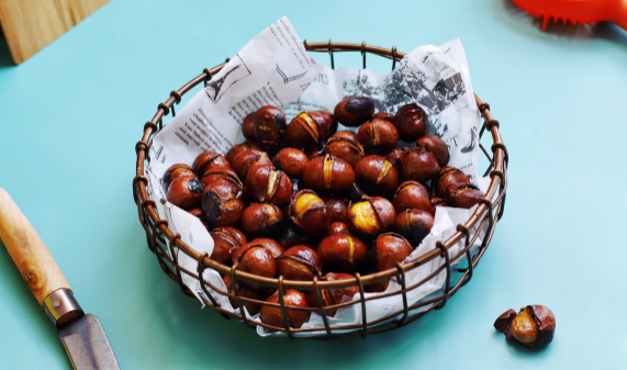 板栗凉的好吃还是热的好吃?哪种吃法更健康
