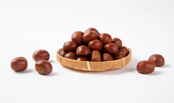 板栗凉的好吃还是热的好吃?哪种吃法更健康