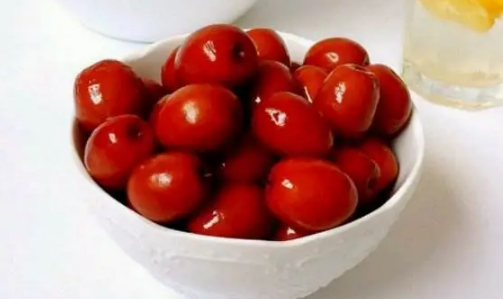 醉枣为何变红?如何自制醉枣成热点