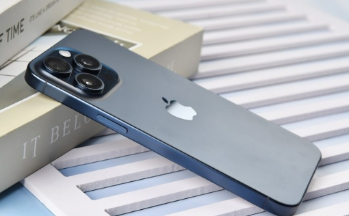 iPhone15ProMax镜头有灰吗？进灰问题普遍吗