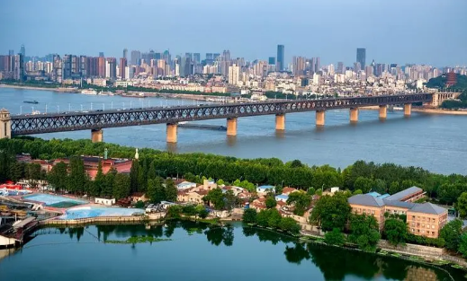 2025国庆节武汉变冷了吗？武汉天气如何