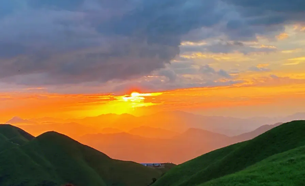 武功山在萍乡站还是北站？萍乡北站近还是火车站近