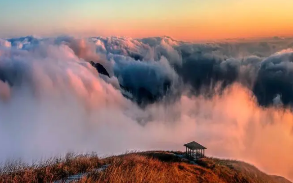 武功山云海几点出现?最佳观赏时间是什么