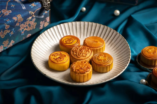 中秋节月饼必须供月后吃吗？习俗如何演变