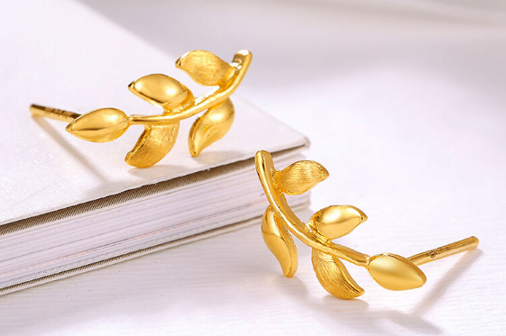 中秋节黄金会降价吗2025年黄金价格走势如何