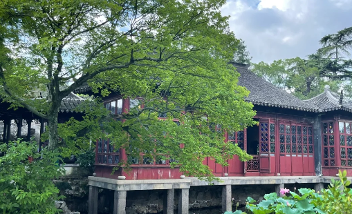 拙政园必须提前一天预定吗？当天能预约吗