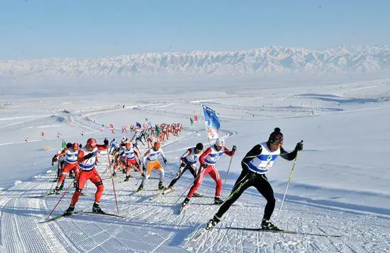 高度近视可以滑雪吗？滑雪戴眼镜怎么办