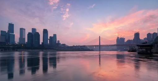 2025年国庆节重庆多少度?气温如何穿衣指南