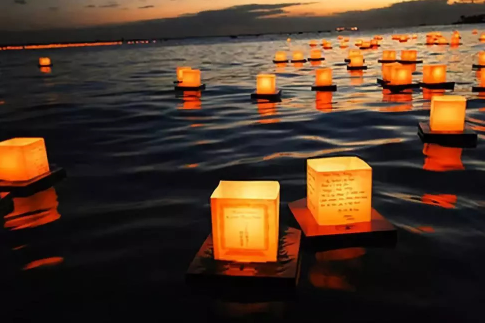 中元节不能穿白衣服吗?白色衣服不吉利吗