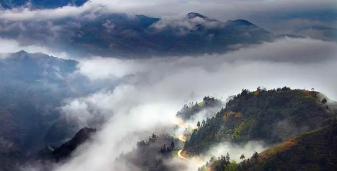 2025年贵州9月温度?秋季旅游穿衣指南