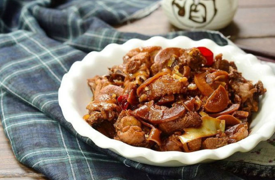 处暑为什么吃鸭子?养生习俗如何顺应时节?