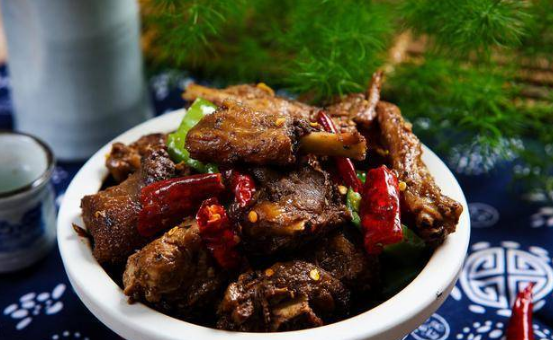 处暑为什么吃鸭子?养生习俗如何顺应时节?