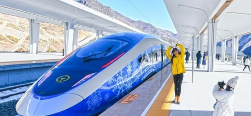 2025年国庆加班车会晚点吗?如何查询实时动态