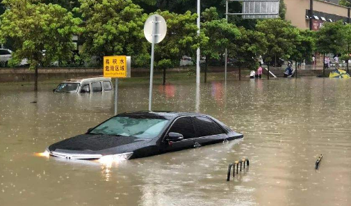 车泡水保险赔多少？10万车损能获赔多少