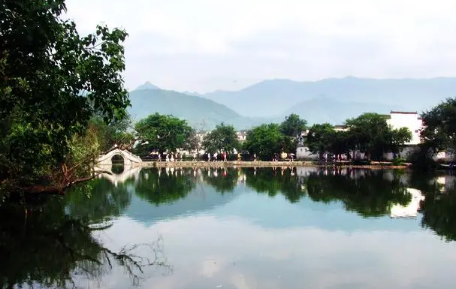 2025年安徽9月一般多少度?气温如何穿衣