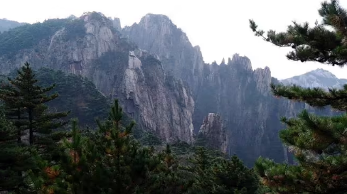 2025年9月去黄山晒不晒?如何避开高温游玩