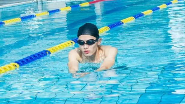 立秋游泳最佳时间?何时游泳最健康