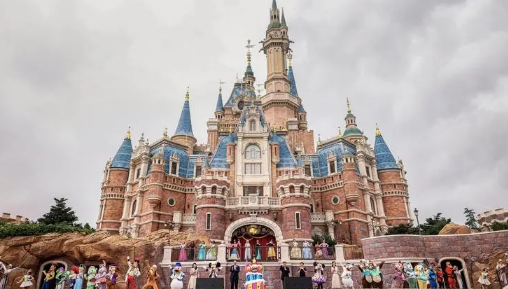 2025年9月去上海迪士尼人多吗?如何避开高峰游玩