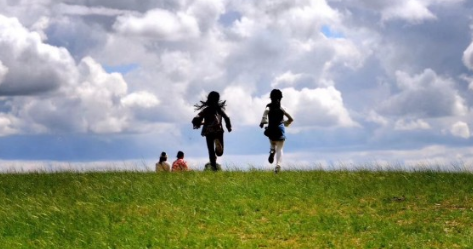 2025年呼伦贝尔9月气温?草原旅游穿什么合适