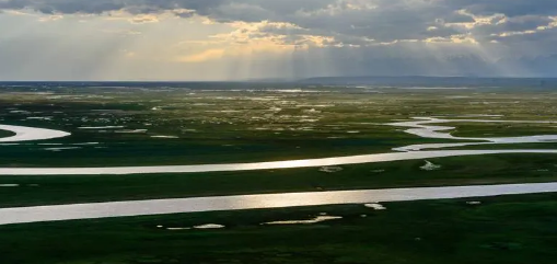 2025新疆几月入冬?冷空气何时南下