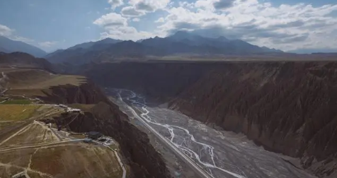 2025新疆几月入冬?冷空气何时南下