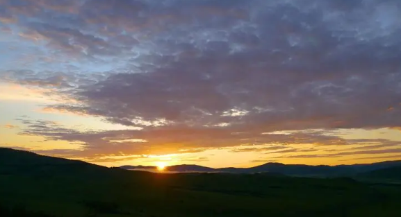 2025年9月几点天亮?秋分日出时间有何变化