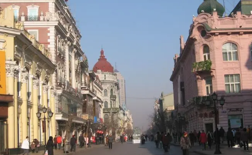 2025年哈尔滨8月热吗?高温天气会持续多久