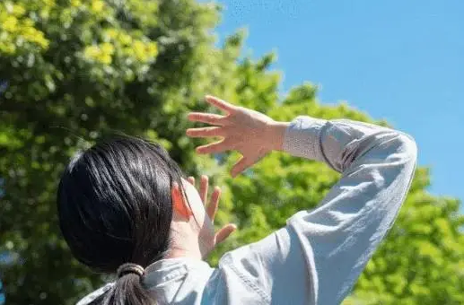 三伏天晒背多久为宜?晒背最佳时长是多久