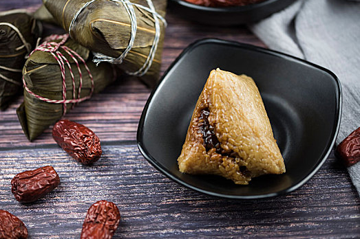 真空粽子微波炉加热几分钟能吃?加热多久才安全