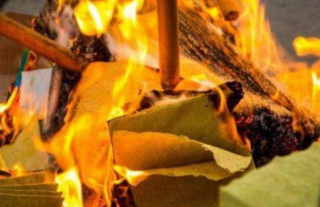 七月半能在家烧纸钱吗?有何禁忌与讲究