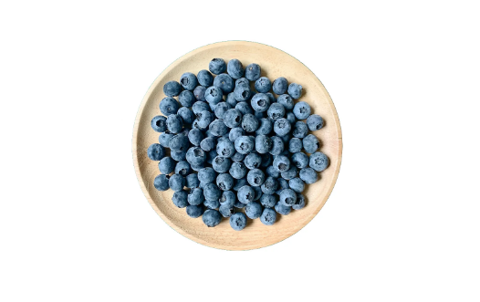 蓝莓直接吃还是榨汁对眼睛好?蓝莓怎么吃护眼效果最佳