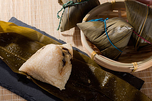 高压锅煮粽子放太满会怎样?会爆炸吗