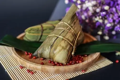 粽子煮好就拿出还是放凉再拿好吃?怎么煮粽子更美味?