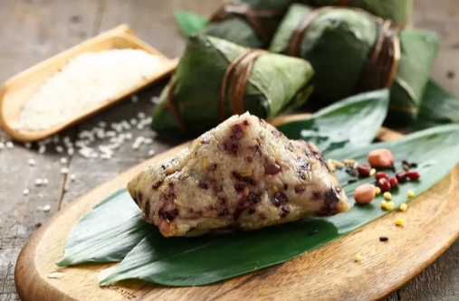 粽子夹生不软糯怎么补救?如何煮粽子更软糯