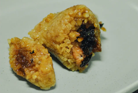 粽子煮好放锅第二天捞行吗?隔夜食用安全吗