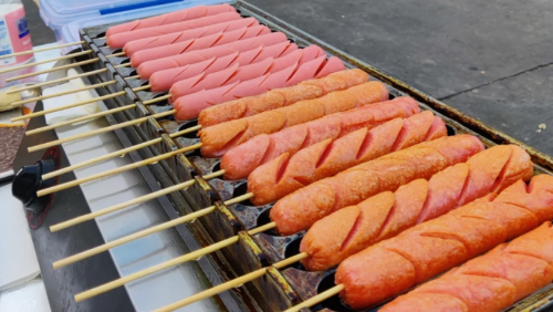 去卖烤肠会亏本吗？如何月入过万