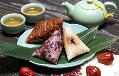 粽子带叶子能用微波炉加热吗？加热多久合适