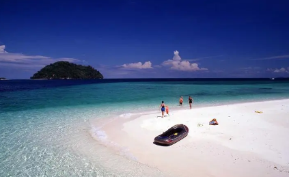 普吉岛六月温度如何?2025年夏季旅游热吗