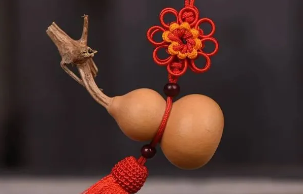 端午节葫芦挂门上还是窗户上?挂葫芦有何讲究