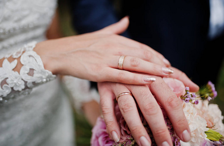 2025年端午节适合结婚吗?结婚吉日如何选